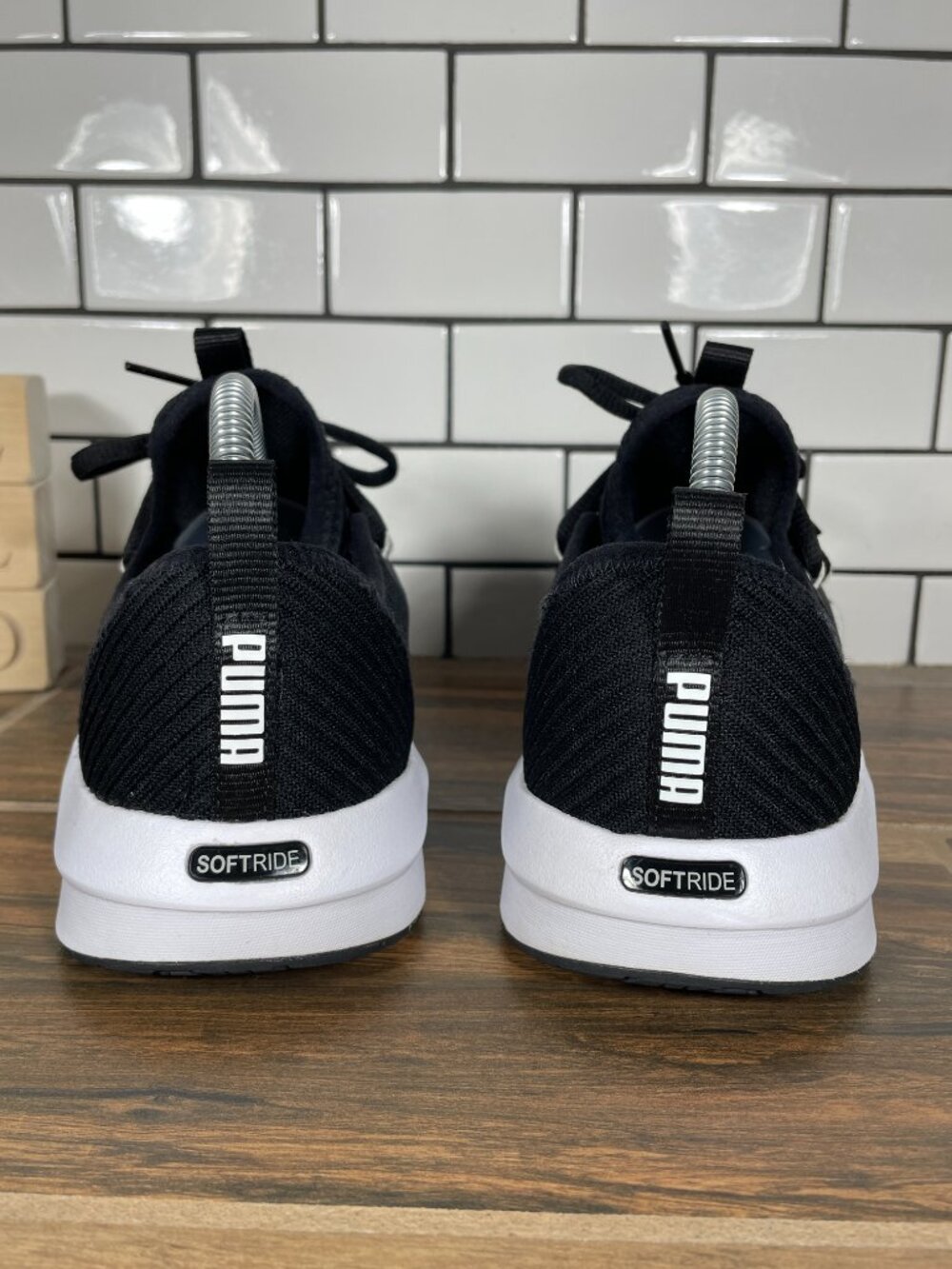 Puma Softride Finesse Sport Running Shoes Womens Size 8.5 Black White Sneaker - Picture 4 of 12